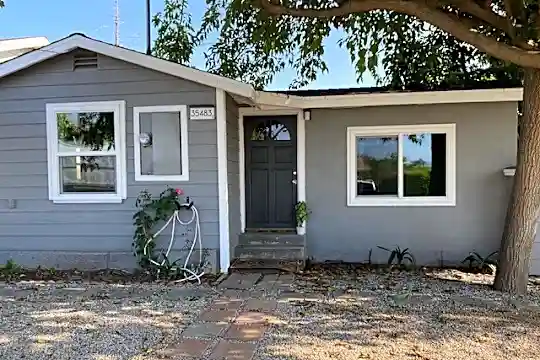35483 Acacia Ave #1 Photo 1