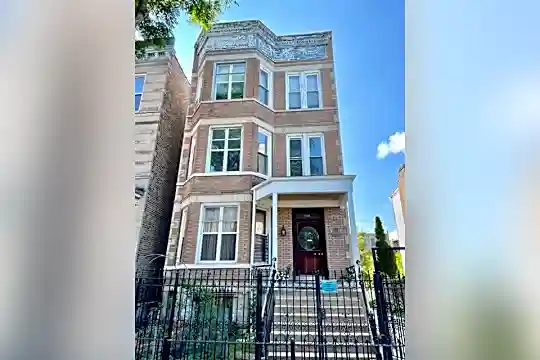 1438 N Talman Ave #1 Photo 2