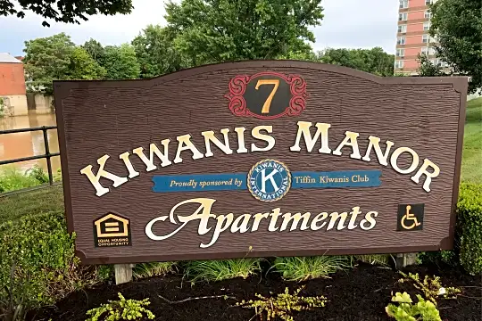 Kiwanis Manor Photo 2