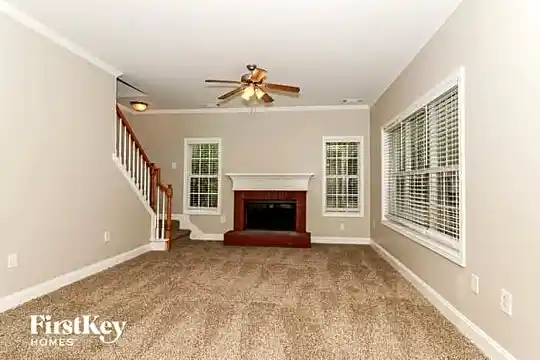 124 Prospectors Court Photo 2