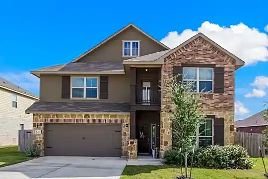 625 Saddle Forest Photo 1