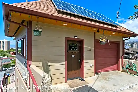 1662 Kamamalu Ave Photo 1