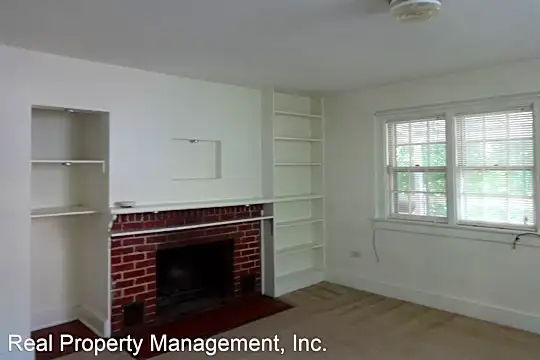 604 15th St NW Photo 2