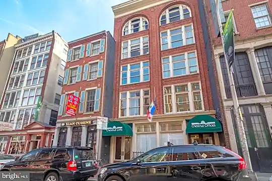 122 Chestnut St #201 Photo 1