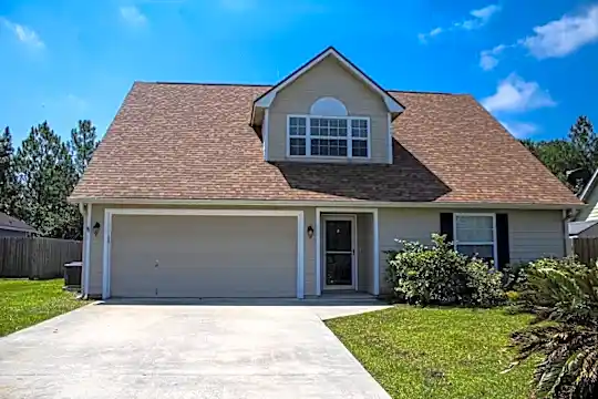 348 Kristins Dr Photo 1
