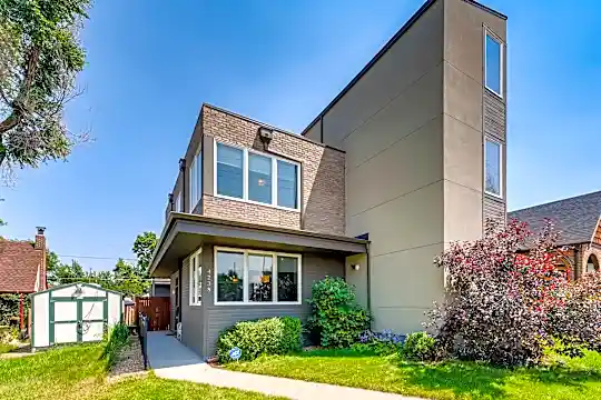 4238 Lowell Blvd Photo 2