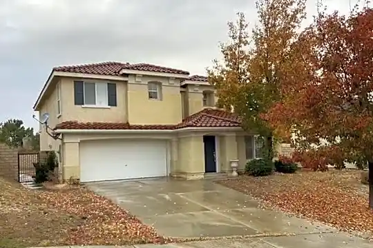 38665 Erika Ln Photo 1