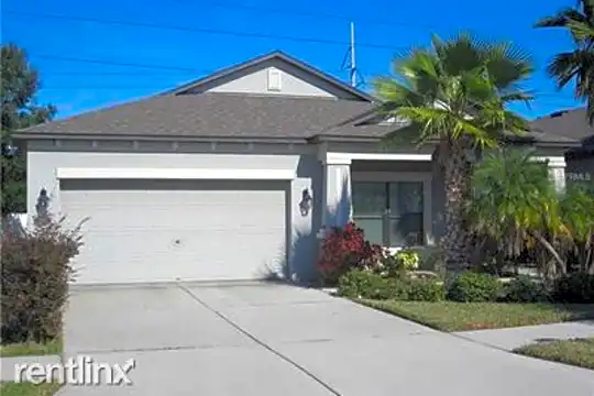 4706 Woods Landing Ln Photo 2