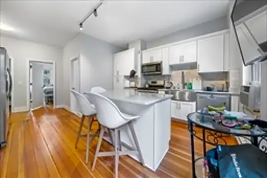 77 Webster St Photo 1