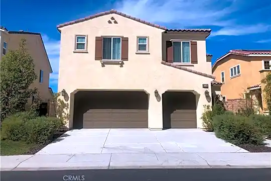 24461 Payton Dr Photo 1