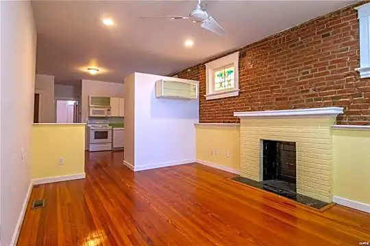 5311 S Kingshighway Blvd #1ST Photo 2