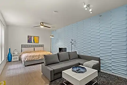 1150 J St #101 Photo 1