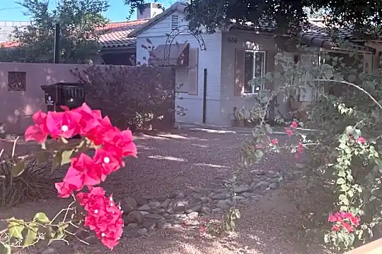 602 E San Juan Ave Photo 2