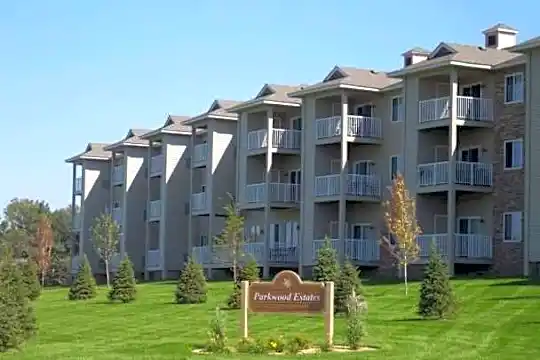 Parkwood Estates Photo 1