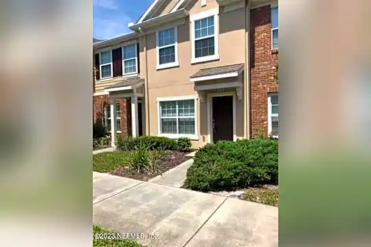 8104 Summer Gate Ct Photo 1