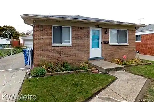23839 Warner Ave Photo 1