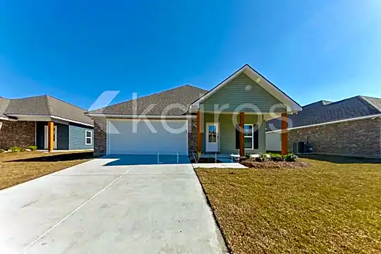 8103 Hendrick Dr Photo 1