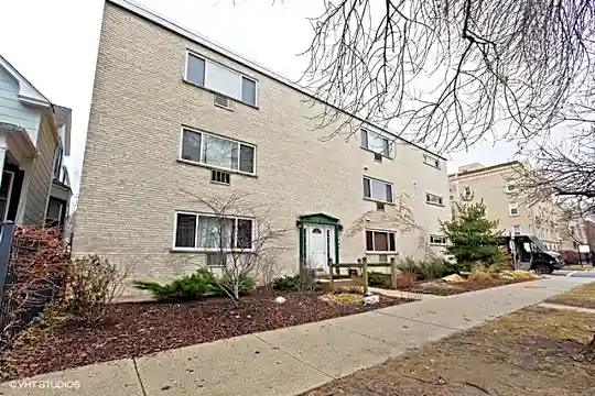 5033 N Wolcott Ave #3B Photo 1