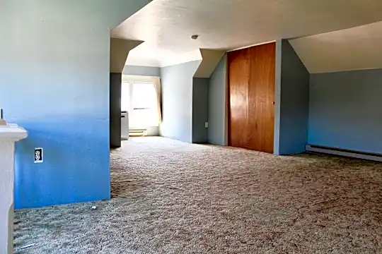 407 Lawson Ave Photo 1