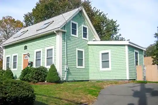 277 Copeland St Photo 1