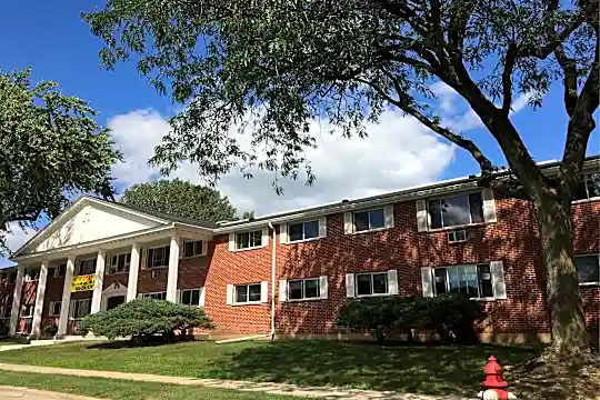 Shenandoah Apartments Photo 1