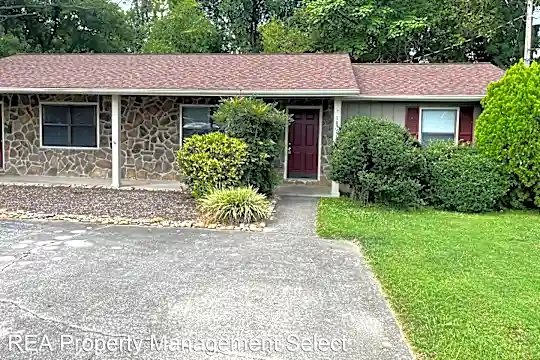 1805 Tuckaleechee Pike Photo 1