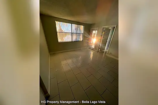714 Executive Center Dr Photo 2
