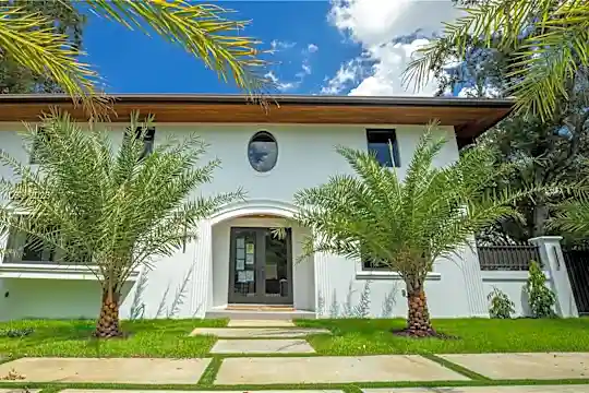 1321 Sevilla Ave #1321 Photo 1