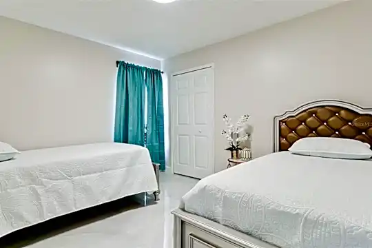 4836 Turtle Bay Terrace Photo 2
