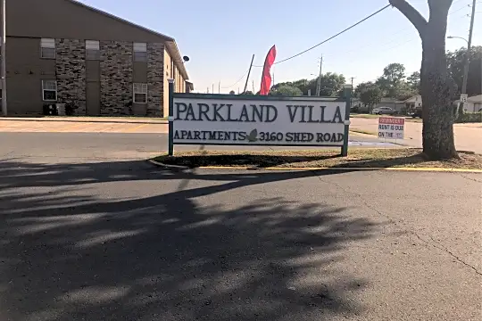 Parkland Villa Photo 2