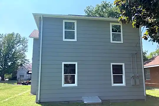 305 N Connor Ave Photo 1