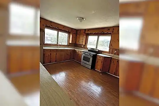 3511 Ivy Pl Photo 2