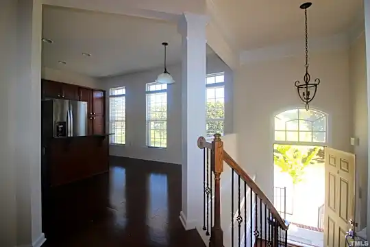 8809 Macedonia Lake Dr Photo 2