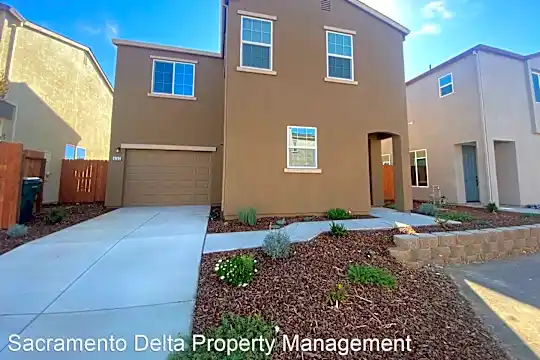 6763 Jujube Ln Photo 2
