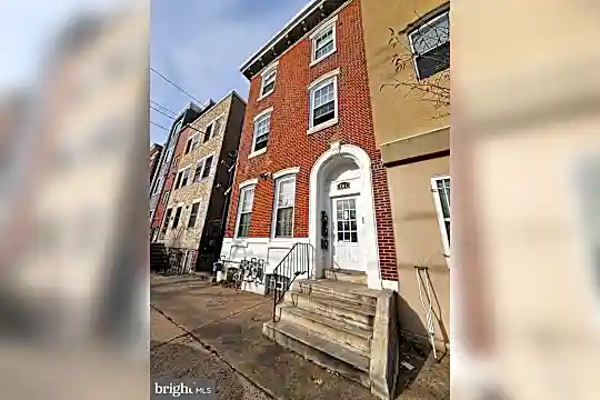 1703 Master St Photo 1