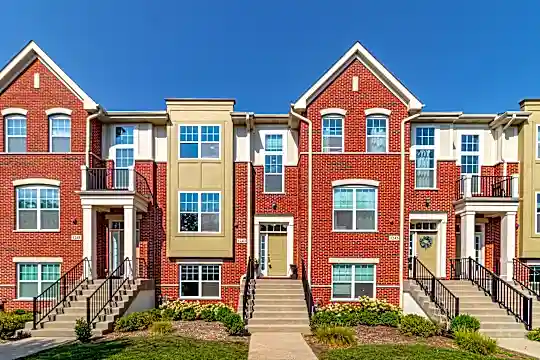 1243 Danforth Ct Photo 1