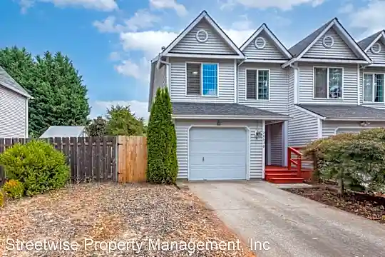 20630 SW Sun Drop Pl Photo 2