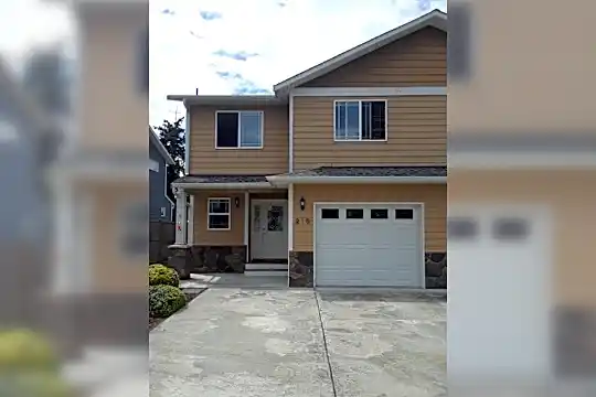 215 Exterior.jpg