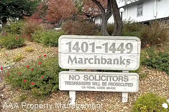 1435 Marchbanks Dr Photo 2