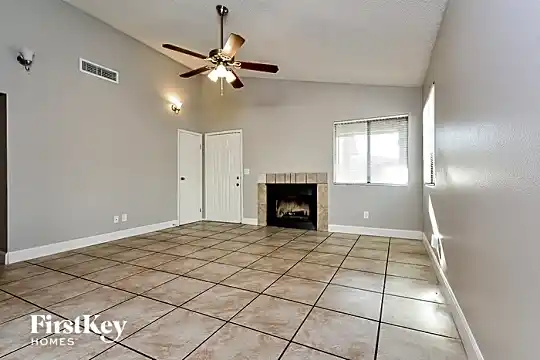 77 Parrish Lane Photo 2