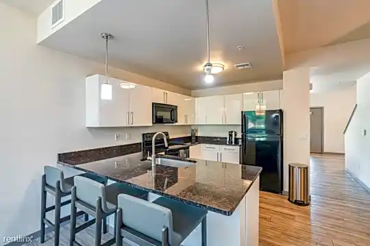 3701 Paseo del Prado Photo 2