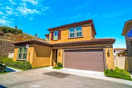 20555 Martingale Pl Photo 2