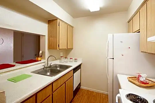 Summerhill Place Photo 2