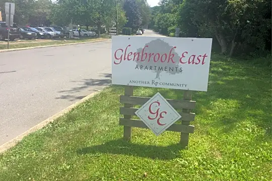 Glenbrook East Photo 2
