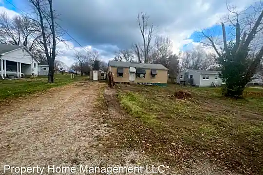 1237 E Karsch Blvd Photo 2