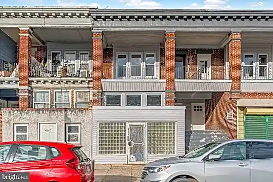 4805 Walnut St Photo 1