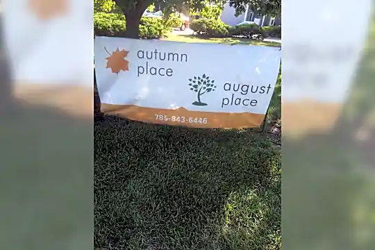 Autumn Place Photo 2