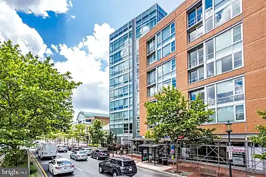 6820 Wisconsin Ave #6007 Photo 1