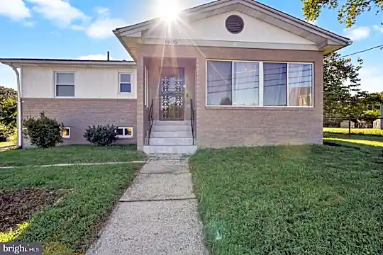 1400 Brooke Rd Photo 1
