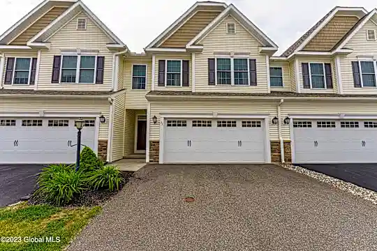 11 Andriana Ln Photo 1